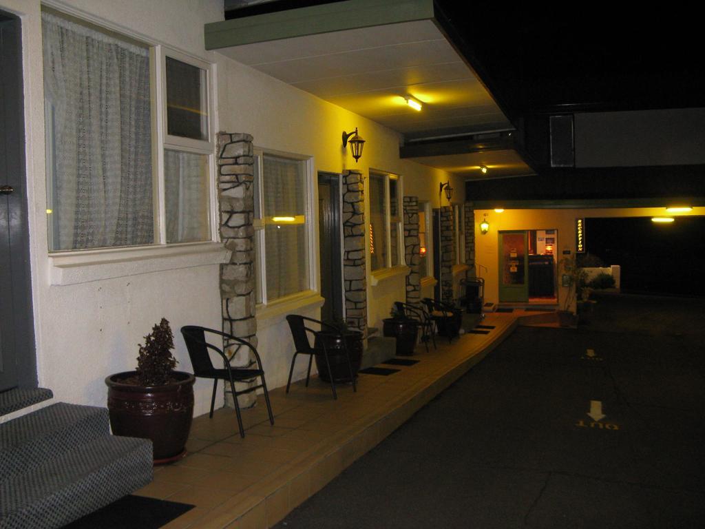 White Manor Motel Cooma Luaran gambar